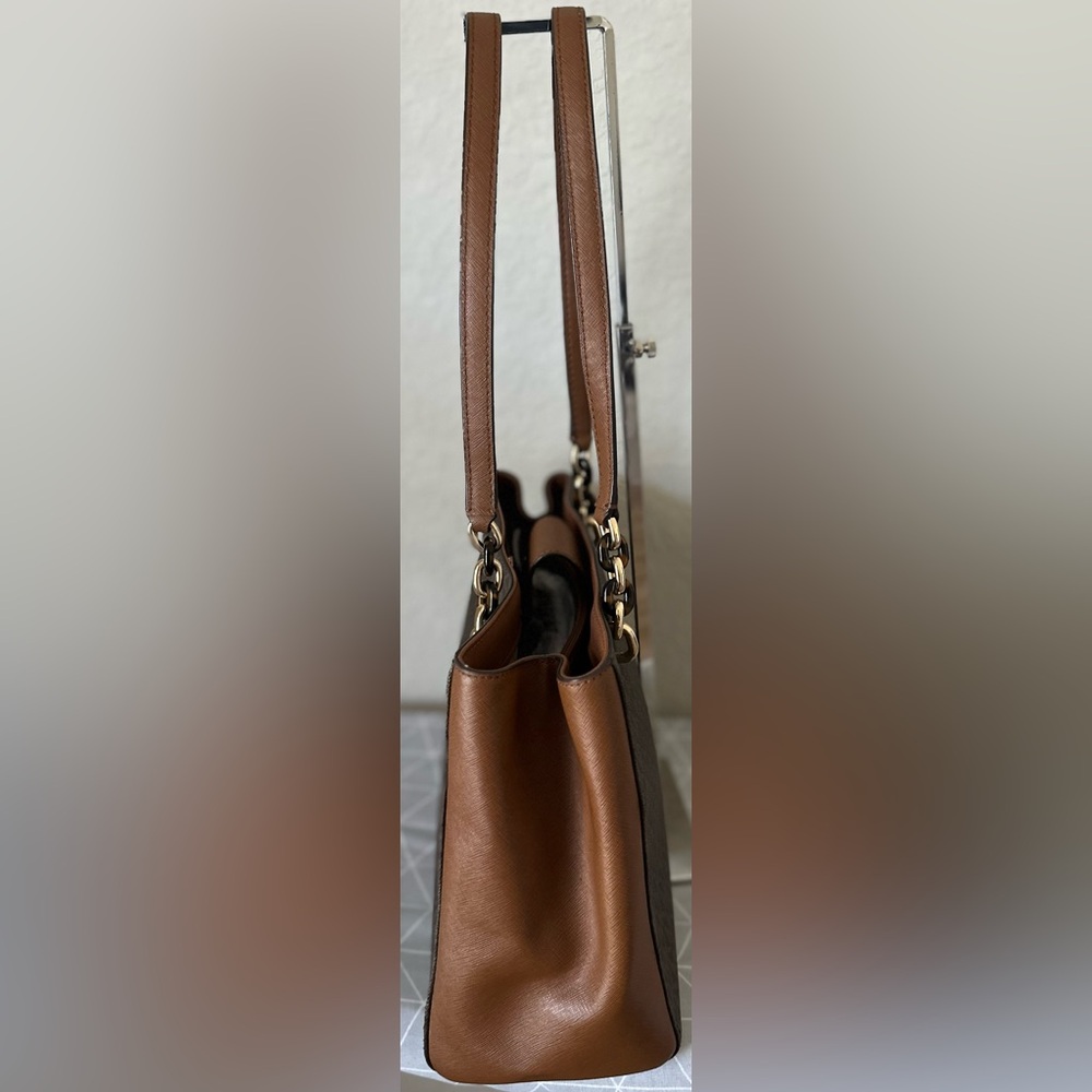 Michael Kors Sofia Large Tote - Picture 12 of 14